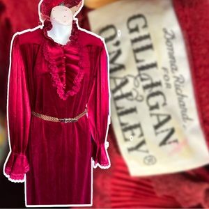 Vintage Donna Richard for Gilligan O'Malley velvet Dressing Gown Robe